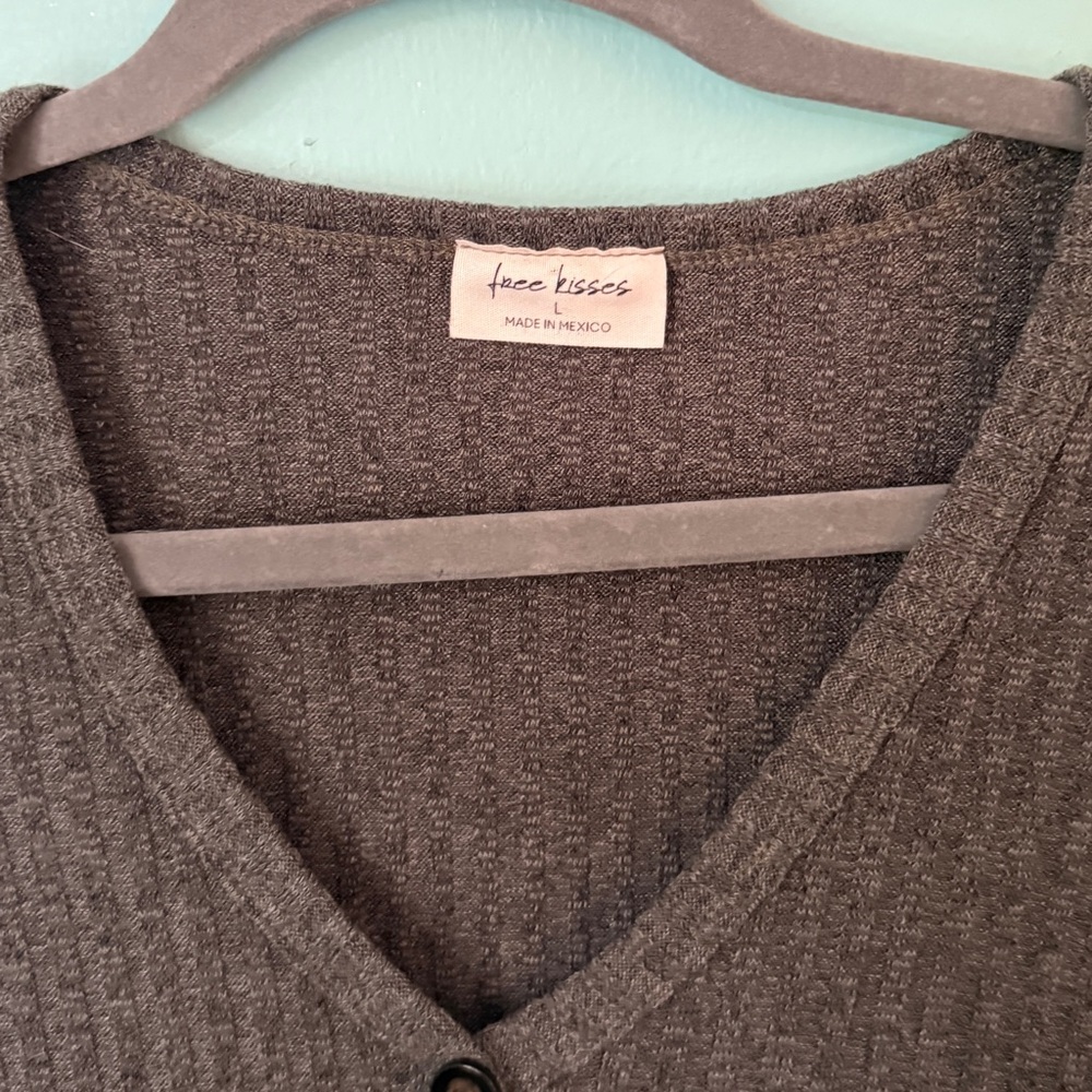 Women's Sage Ribbed Top - Picture 3 of 4